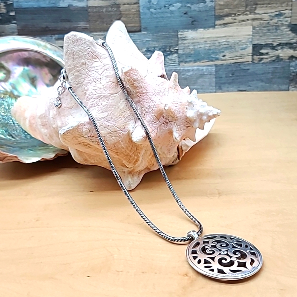 Brighton "Shadow Play Scroll" Reversible Scrollwo… - image 8